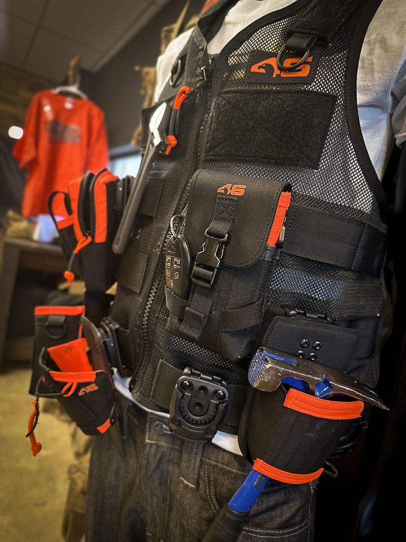 ATLAS46 Phone Pouch with ROTATE / QUICK RELEASE
